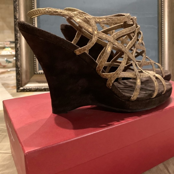 Salvatore Ferragamo Gold Reptile & Brown Suede - Picture 2 of 6